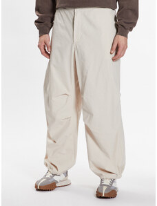 BDG Urban Outfitters Spodnie materiałowe 76522317 Écru Baggy Fit
