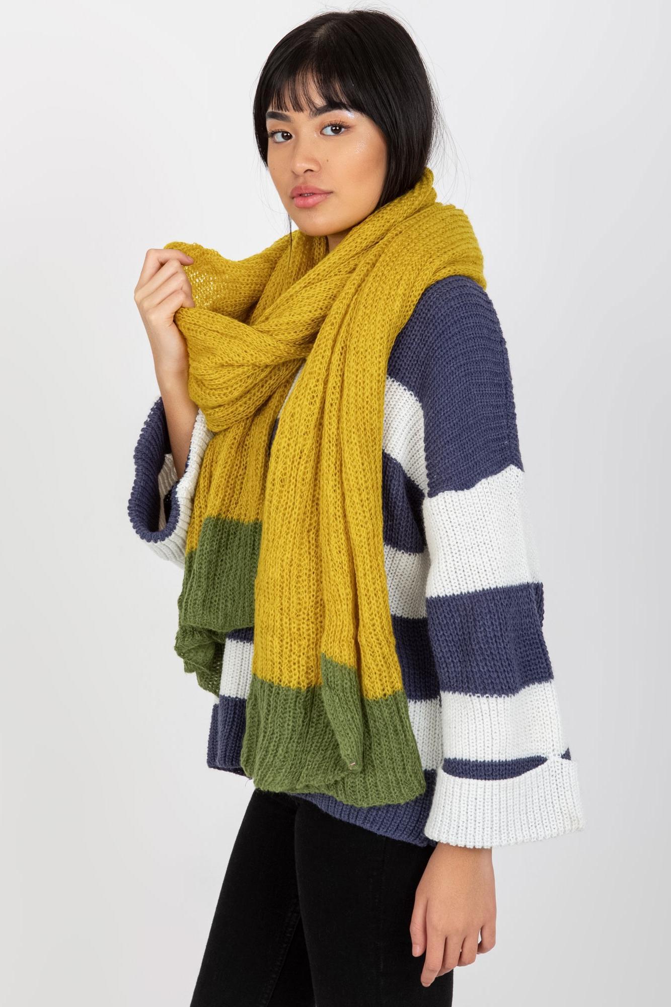 ModaMia Żółto-zielony dwukolorowy szal damski z dzianiny