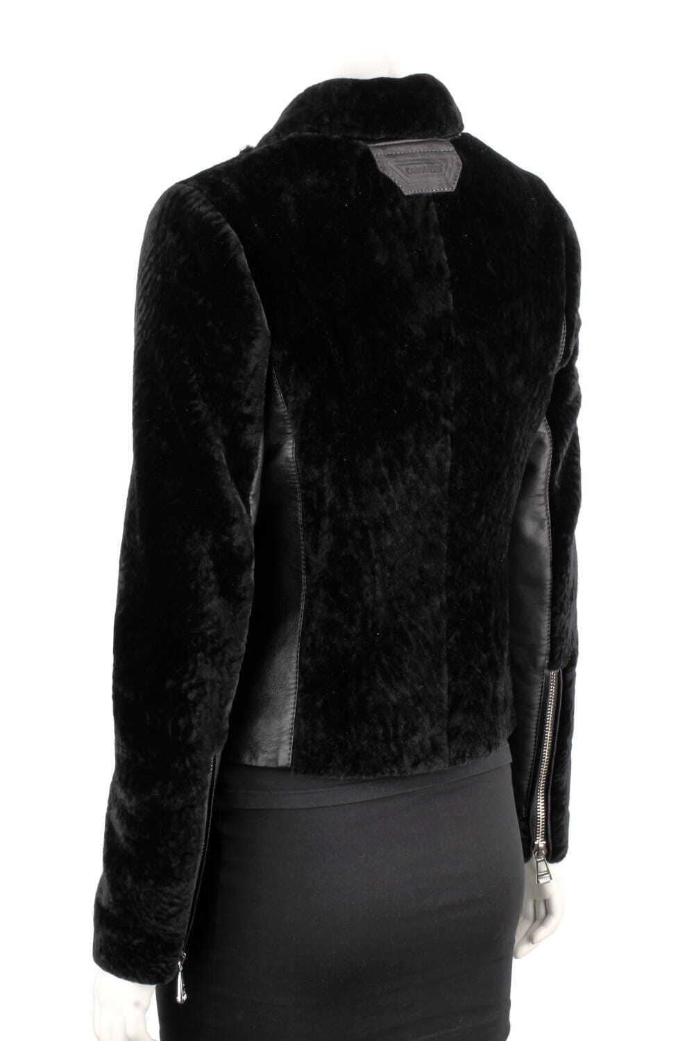 SOF450 - Ramoneska damska z czarnego kożucha naturalnego DORJAN