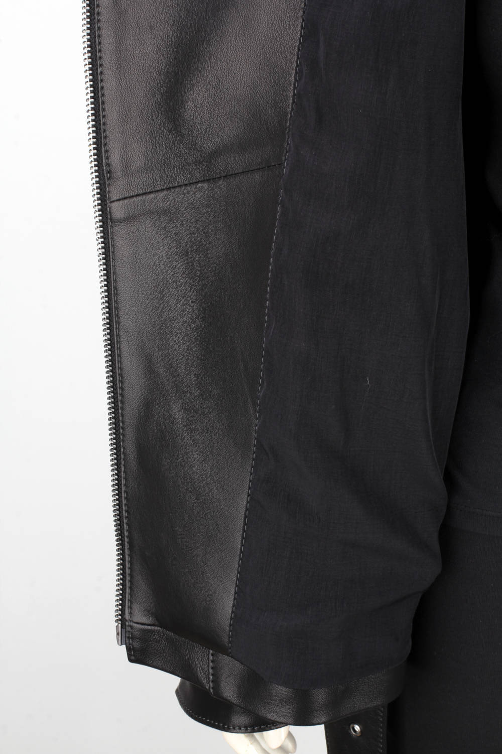 IRA450 - Damska ramoneska oversize z czarnej skóry naturalnej DORJAN