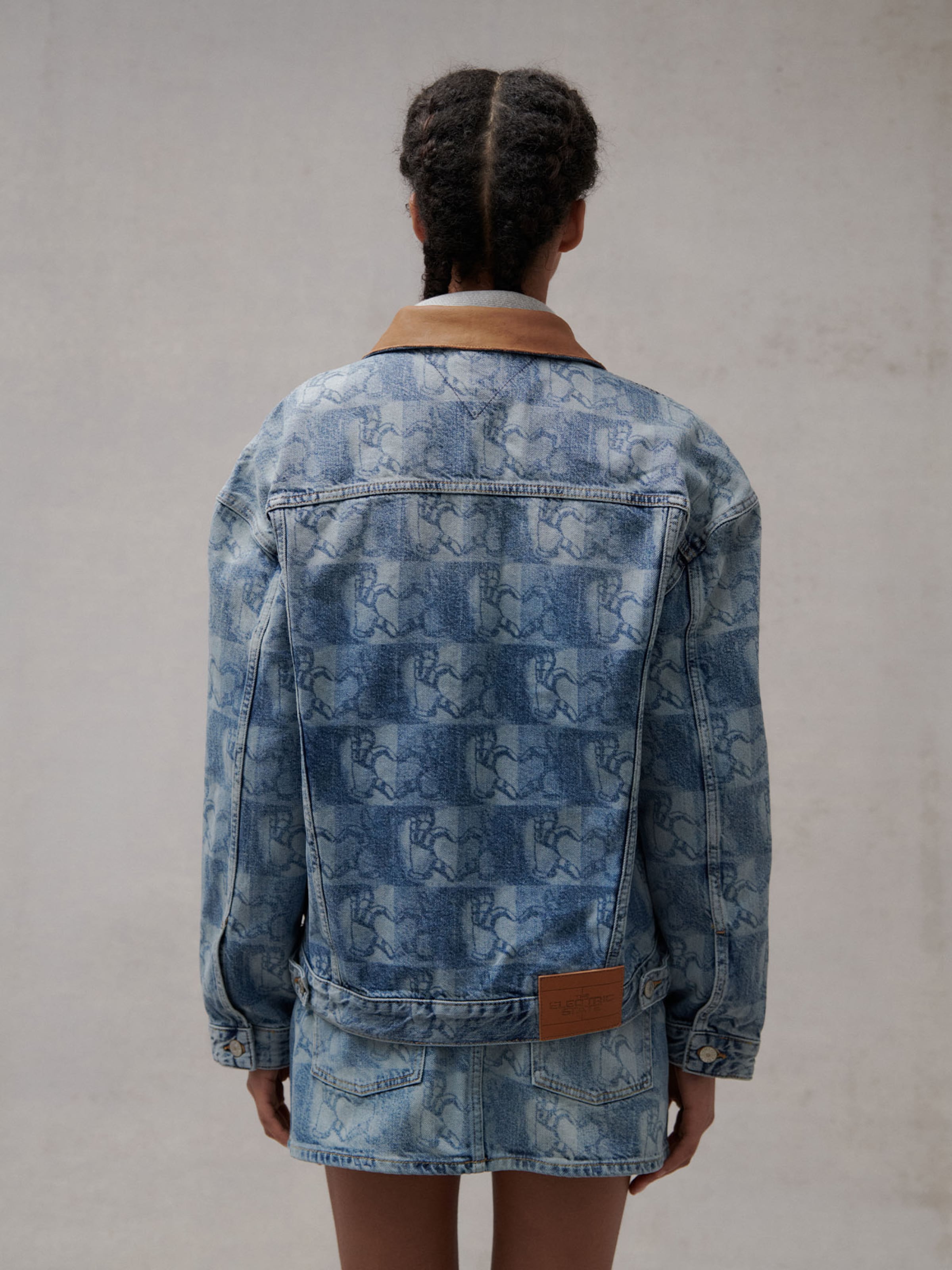 Tommy Jeans Kurtka przejściowa niebieski denim