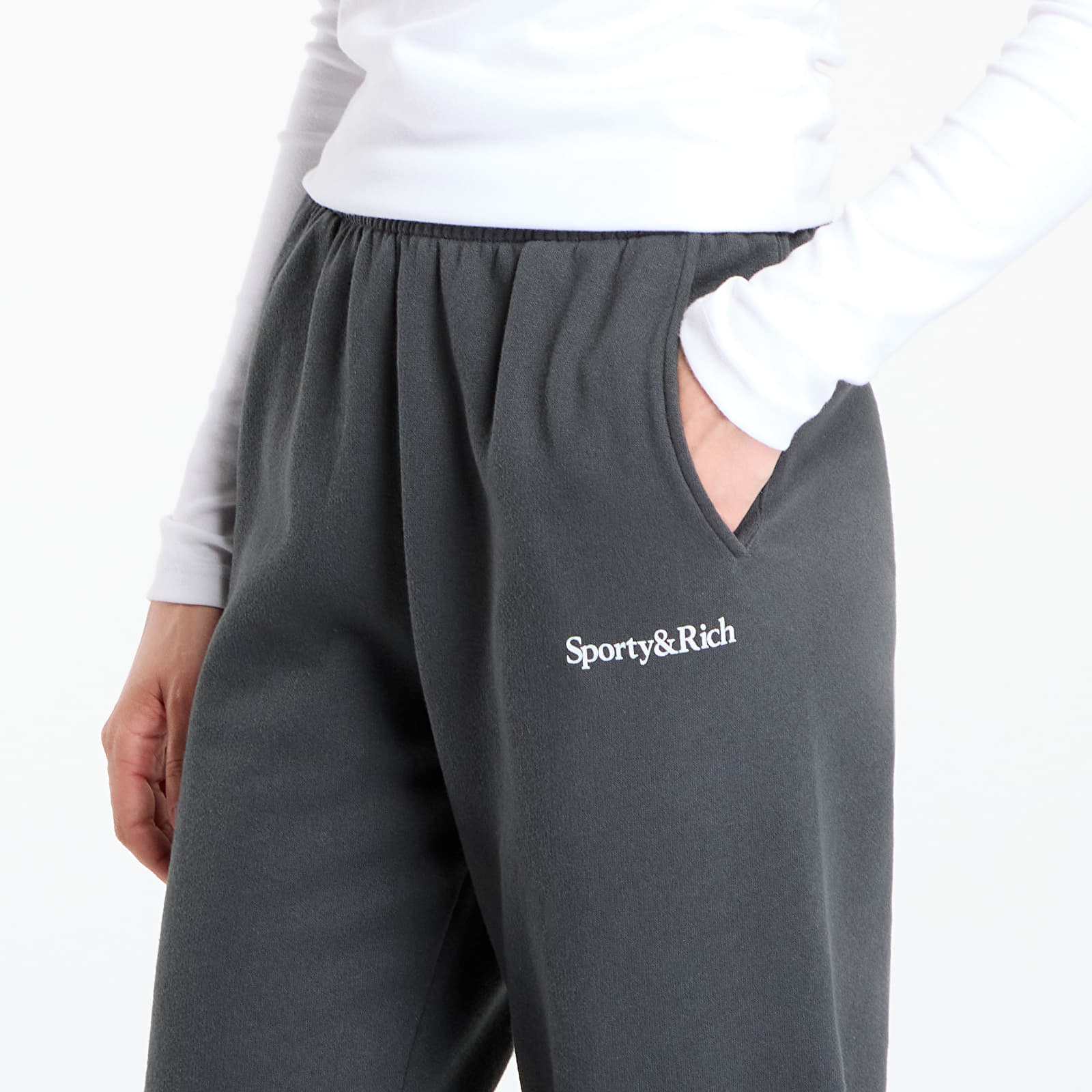 Spodnie dresowe Sporty & Rich Serif Logo Soft Sweapant UNISEX Faded Black L