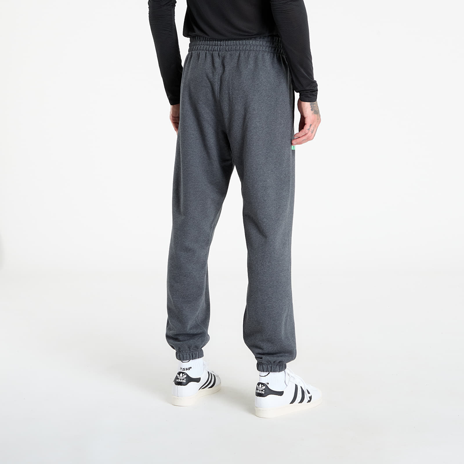 adidas Performance Spodnie dresowe adidas Mercedes - AMG Petronas Formula One Team Premium Sweat Joggers Dark Grey Heather L