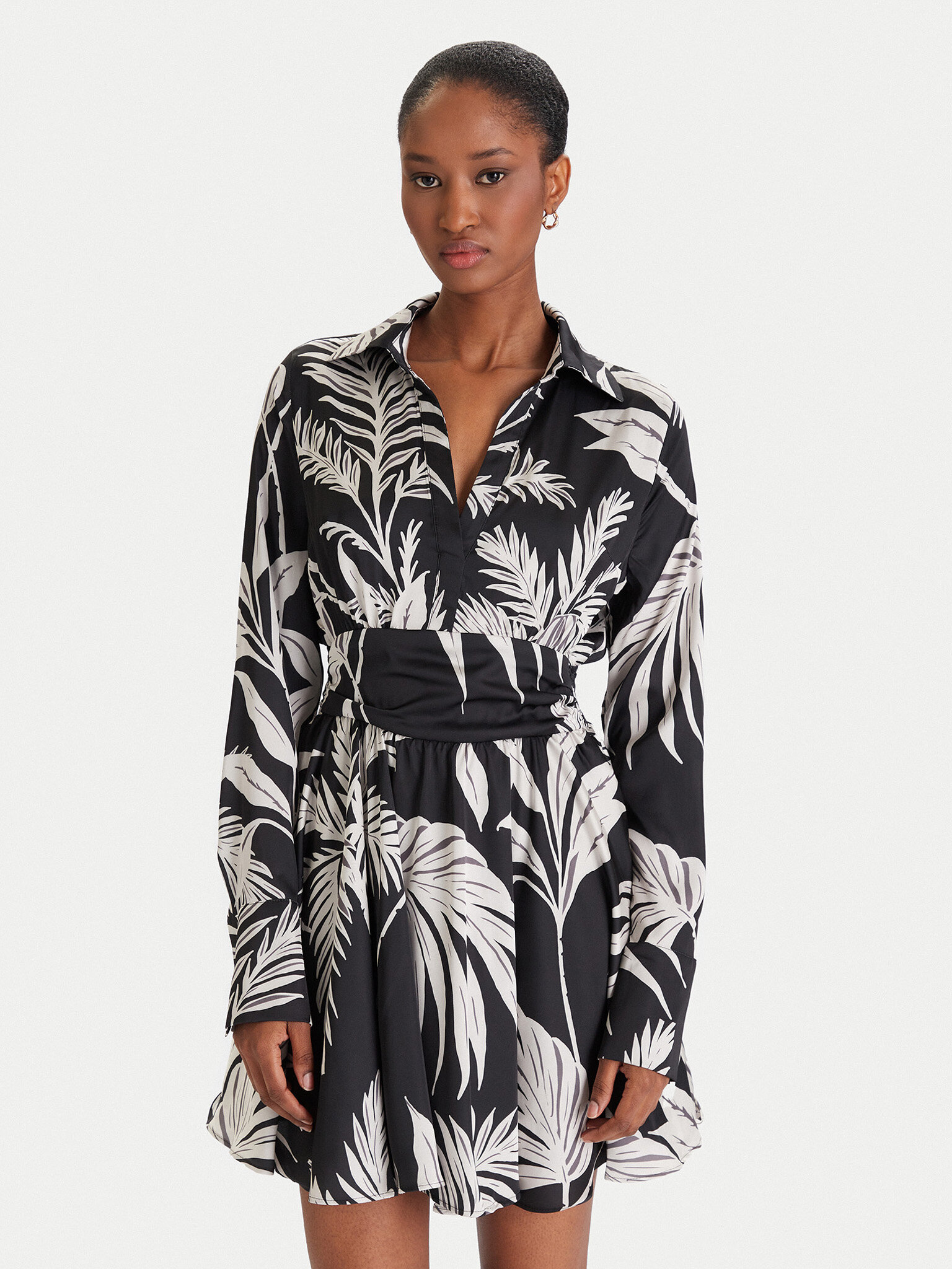 Guess Sukienka koktajlowa W5YK00 WF1T2 Zielony Regular Fit