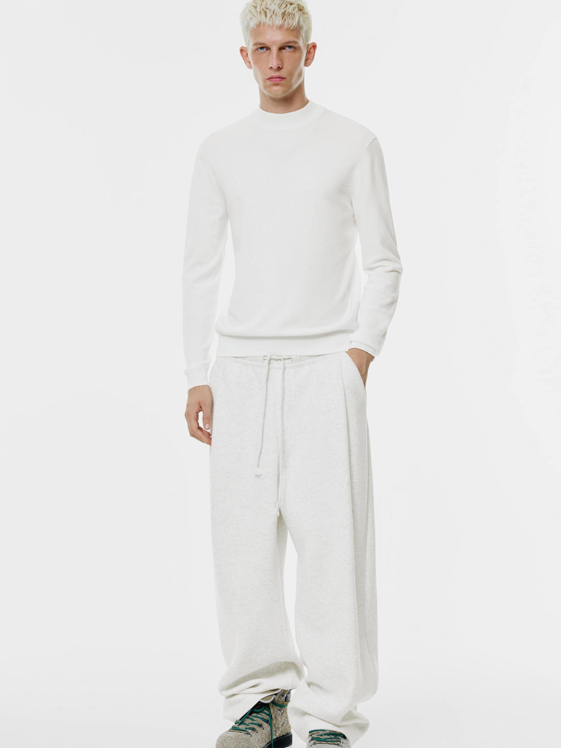 Pull&Bear Sweter biały