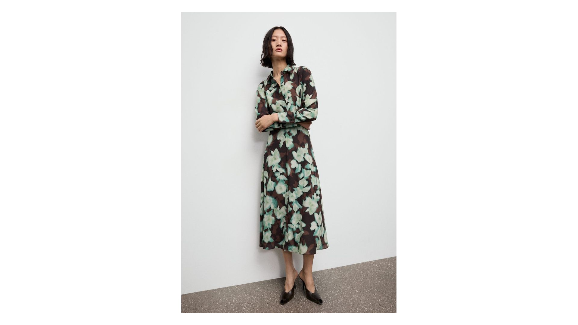 MANGO - Sukienka koszulowa z nadrukiem i paskiem niebieski - S - Kobieta