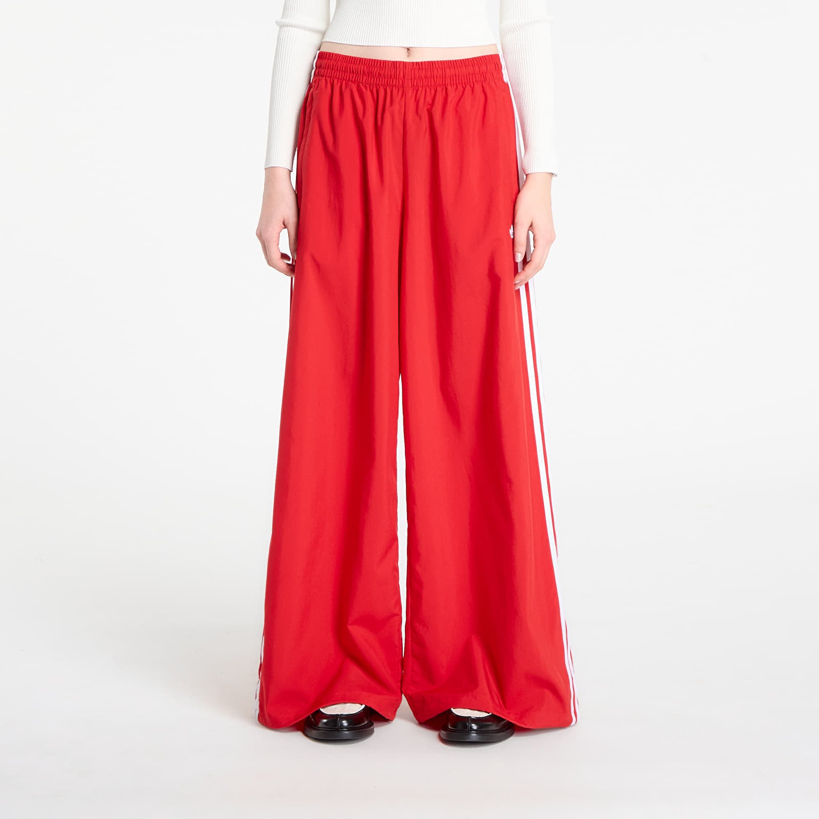 adidas Originals Spodnie dresowe adidas Fb Track Pants Better Scarlet L