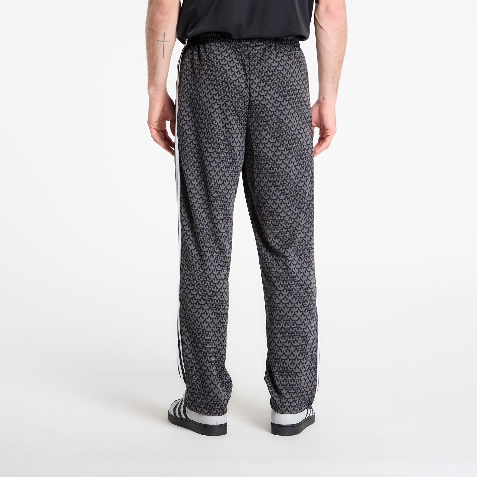 adidas Originals Spodnie dresowe adidas Firebird Track Pants Black S