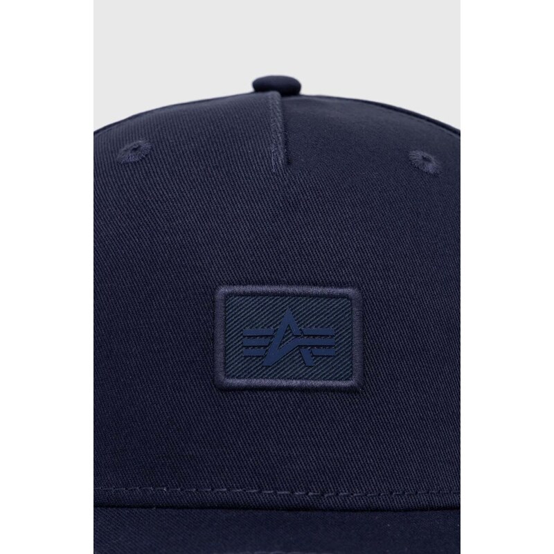 Alpha Industries czapka z daszkiem bawełniana Essentials RL kolor granatowy z aplikacją 146900