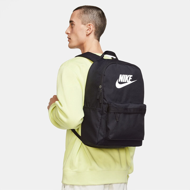 Plecak Nike Backpack Black/ Black/ White, 25 l