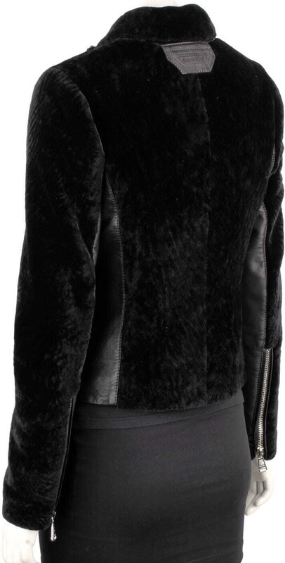SOF450 - Ramoneska damska z czarnego kożucha naturalnego DORJAN