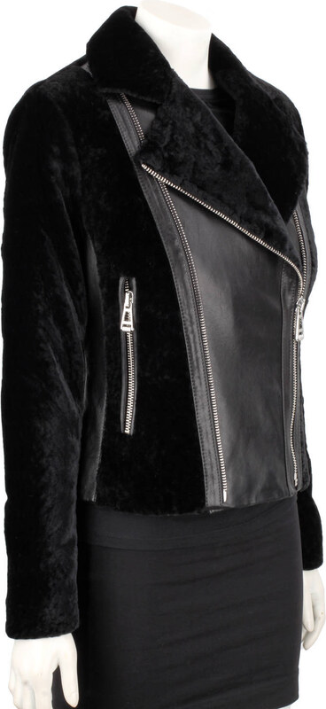 SOF450 - Ramoneska damska z czarnego kożucha naturalnego DORJAN