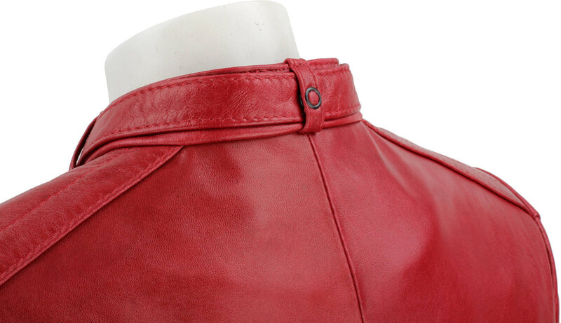EWA467 - Czerwona skórzana kurtka damska w typie kurtki biker DORJAN