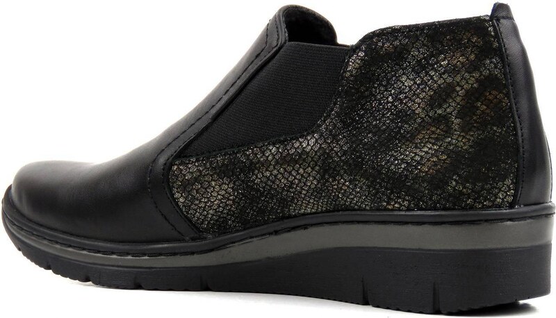 Lekkie, wygodne sztyblety damskie polskiej marki HELIOS Komfort 527, czarne