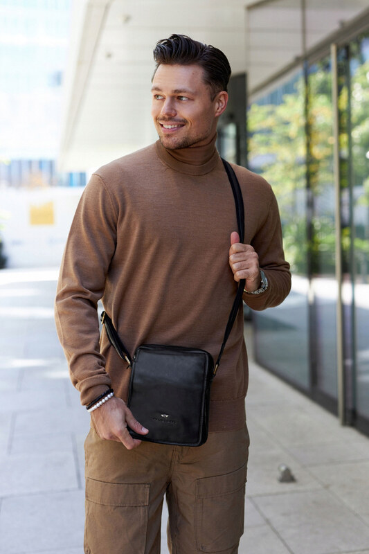 Saszetka męska z naturalnej skóry Peterson PTN 5031-NDM