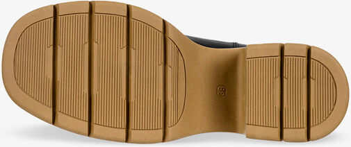 Czarne botki skórzane na platformie z gumkami po bokach PRODUKT POLSKI Casu 8195