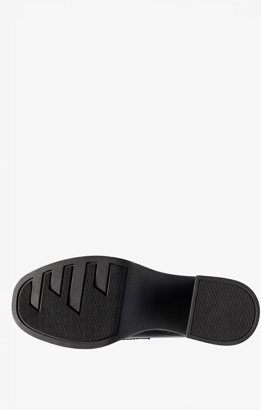 Czarne mokasyny skórzane damskie lakierowane na szerokim klocku złota ozdoba PRODUKT POLSKI Casu 20170-NO