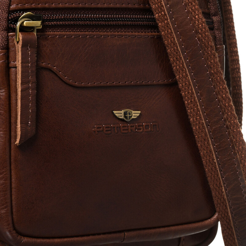 Brązowa, skórzana listonoszka męska zamykana suwakiem PTN M23-TUM Peterson