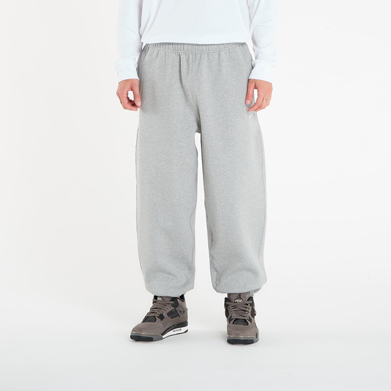 Spodnie dresowe Nike Solo Swoosh Men's Cuffed Fleece Pants Dk Grey Heather/ Lt Smoke Grey/ White M