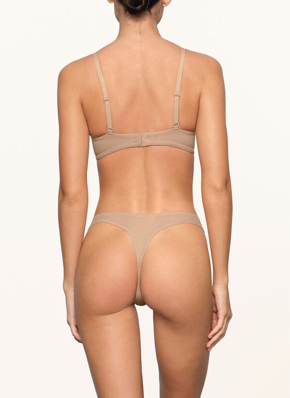 Skims Biustonosz Pod T-Shirt Fits Everybody beige