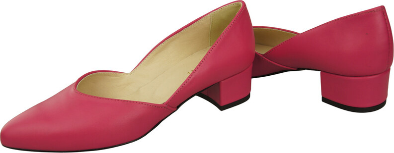 Klasyczne Czółenka Damskie Purpurowe ze Skóry Naturalnej Niski Stabilny Obcas 228 L ElitaBut