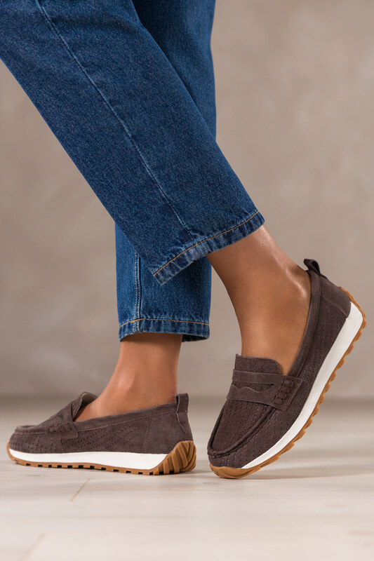 Czekoladowe mokasyny skórzane damskie ażurowe Sergio Leone na żłobionej platformie HK-990