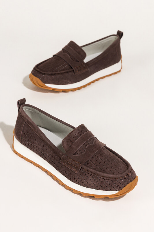 Czekoladowe mokasyny skórzane damskie ażurowe Sergio Leone na żłobionej platformie HK-990