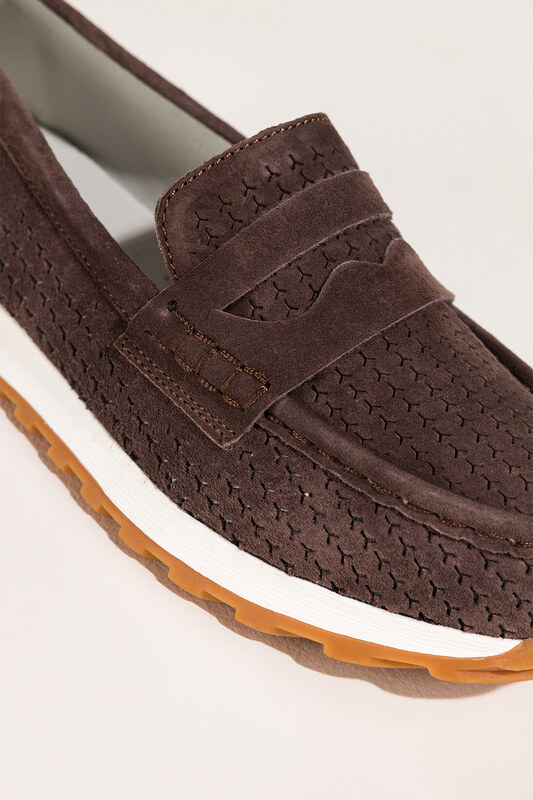 Czekoladowe mokasyny skórzane damskie ażurowe Sergio Leone na żłobionej platformie HK-990