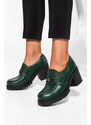 Zielone mokasyny skórzane damskie ze srebrną ozdobą na szerokim klocku PRODUKT POLSKI Casu 20175