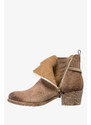 Beżowe botki skórzane damskie kowbojki na klocku z ozdobnym paskiem PRODUKT POLSKI Casu 60478