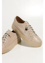 Beżowe sneakersy skórzane damskie buty sportowe na platformie z kłódką sznurowane PRODUKT POLSKI Casu 1145