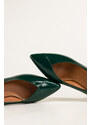 Zielone czółenka skórzane damskie lakierowane na szerokim ozdobnym obcasie PRODUKT POLSKI Casu 7979-371