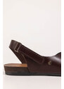 Czekoladowe sandały skórzane damskie na rzep elastyczna płaska podeszwa paski na krzyż z miedzianym wzorem PRODUKT POLSKI Casu 59858